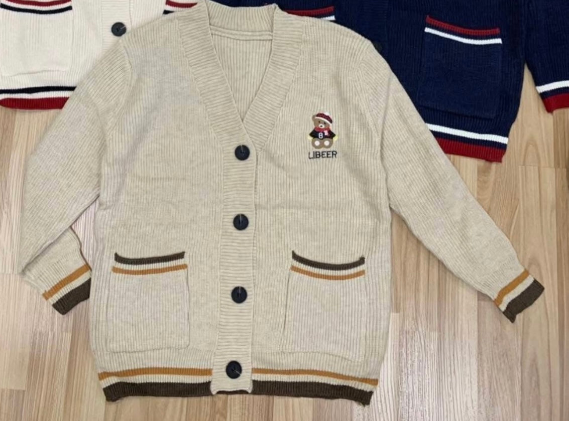 Cardigan Bear design