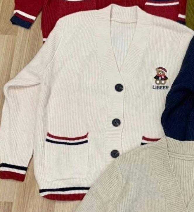 Cardigan Bear design