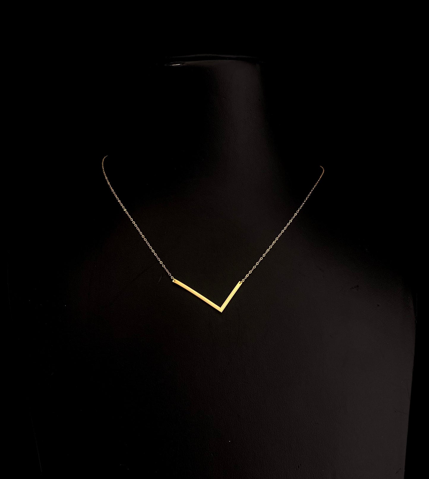 Elegant 18k Letter Necklace